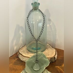 Elegant Silver Chain Necklace with Vintage Crystal Pendant